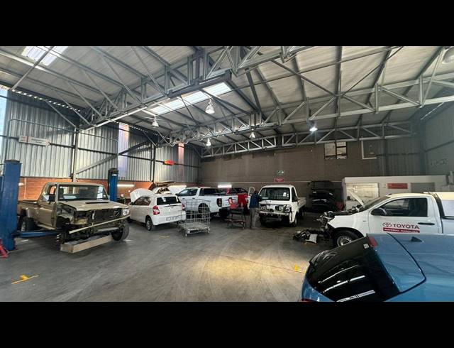 3,000M² WAREHOUSE TO LET IN PRETORIA WEST